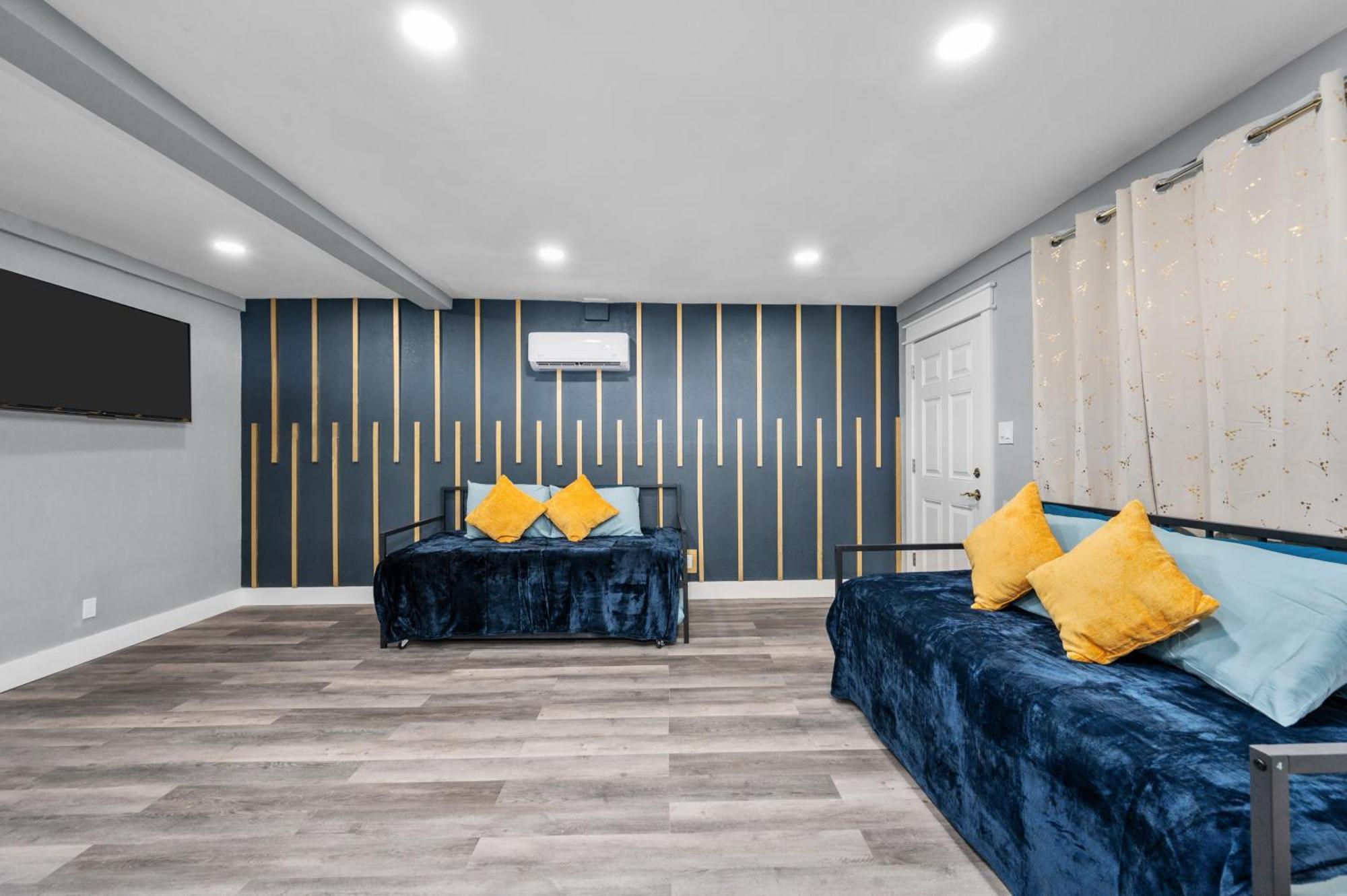 Modern 2Br City Center Getaway With Free Park Houston Exterior foto